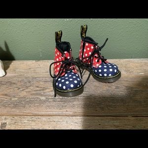 Toddler doc martens size 4
